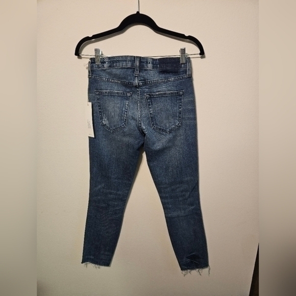 AMO Jeans - Picture 7 of 7